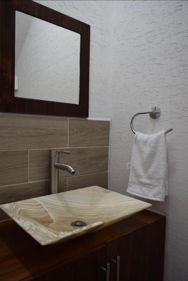 Casa Lantana Villa Плая дел Кармен Екстериор снимка